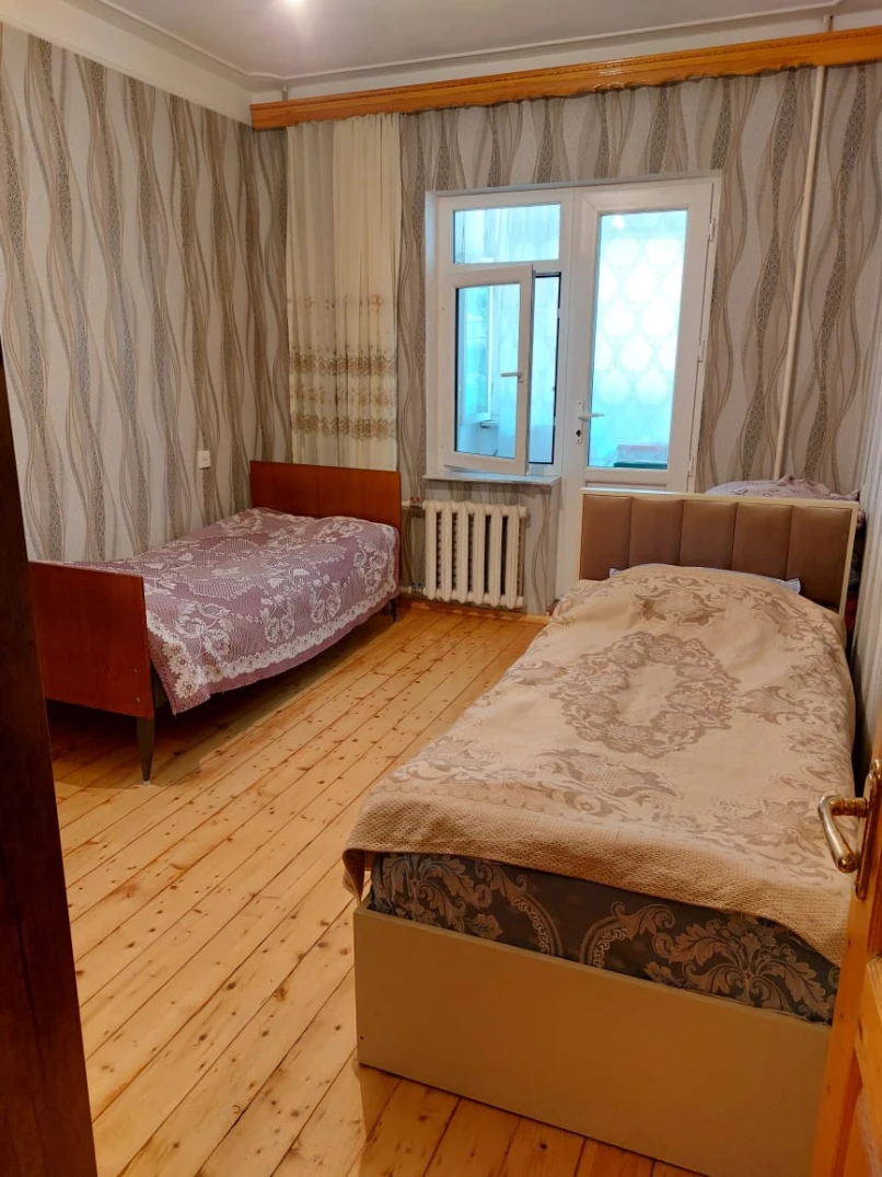 Satılır köhnə tikili 2 otaqlı 58 m², Əhmədli q.-1