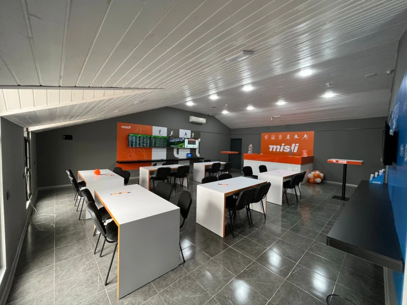 Satılır obyekt 330 m², Əmircan-1 Satılır obyekt 330 m², Əmircan-1