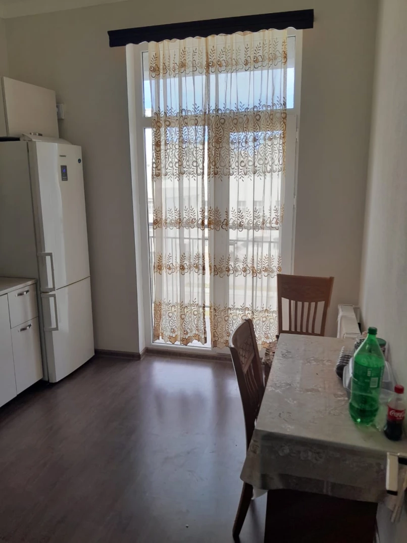 Satılır yeni tikili 3 otaqlı 75 m², İnşaatçılar m.-1 Satılır yeni tikili 3 otaqlı 75 m², İnşaatçılar m.-1