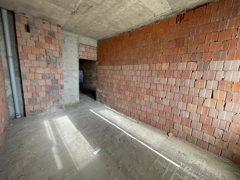 Satılır yeni tikili 3 otaqlı 135 m², İnşaatçılar m.-1 Satılır yeni tikili 3 otaqlı 135 m², İnşaatçılar m.-1