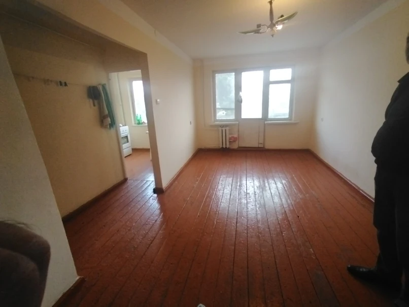 Satılır köhnə tikili 1 otaqlı 32 m², Sumqayıt-1 Satılır köhnə tikili 1 otaqlı 32 m², Sumqayıt-1