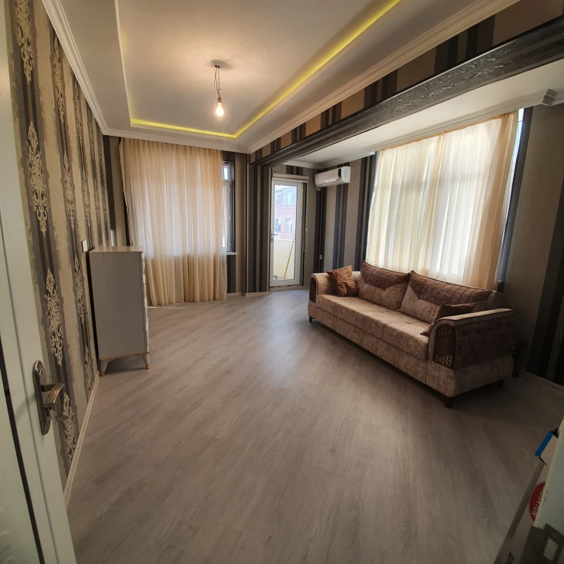 Satılır yeni tikili 2 otaqlı 62 m², İnşaatçılar m.-1