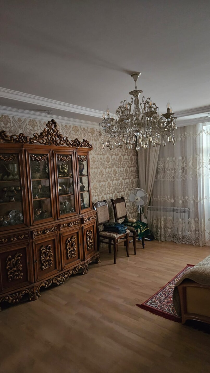 Satılır köhnə tikili 4 otaqlı 86 m²,  Binə-1