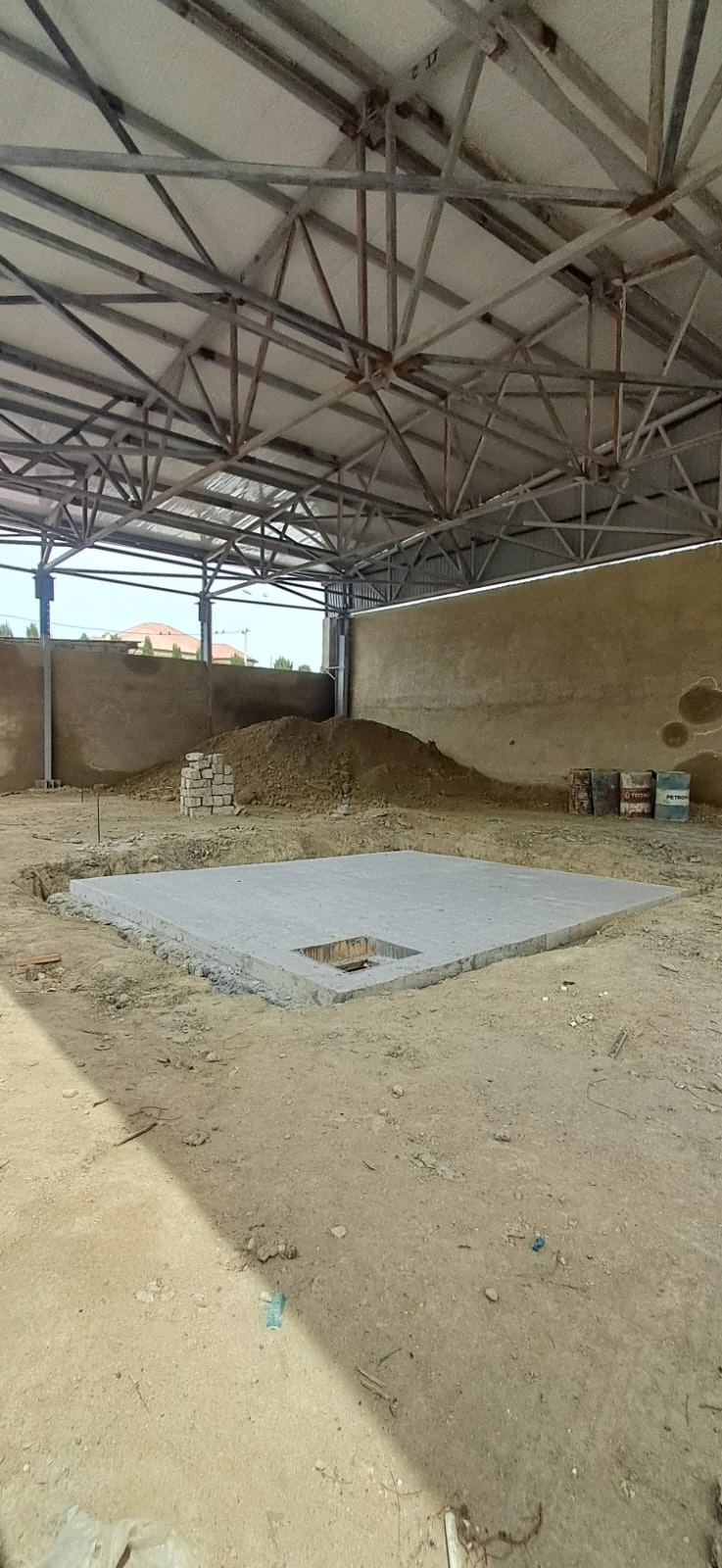 Satılır torpaq sahəsi 4 sot,  Xalqlar Dostluğu m.-1