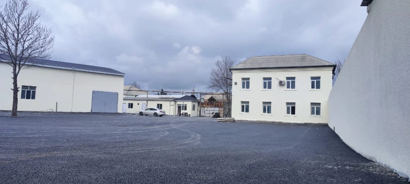 İcarə yeni tikili 5 otaqlı 1700 m²,  Binəqədi-1