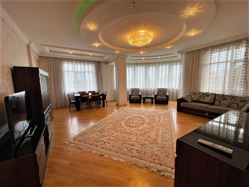 İcarə yeni tikili 3 otaqlı 140 m², Elmlər Akademiyası m.-1