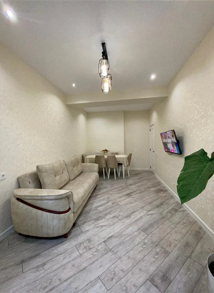 Satılır yeni tikili 2 otaqlı 58 m², İnşaatçılar m.-1