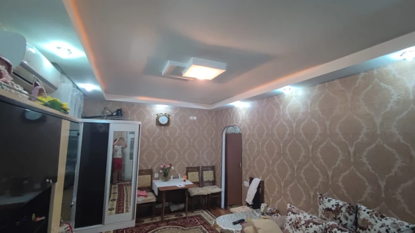 Satılır köhnə tikili 2 otaqlı 42 m², İçəri Şəhər m.-1