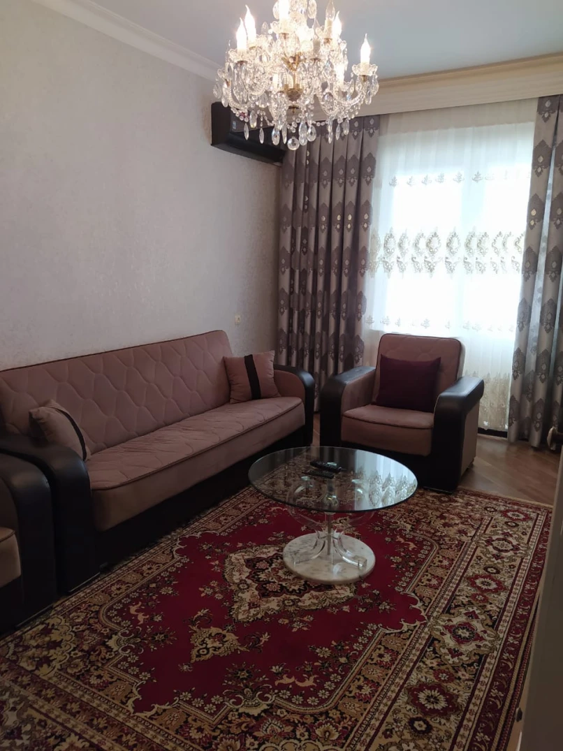 Satılır köhnə tikili 3 otaqlı 82 m², Yeni Yasamal q.-1