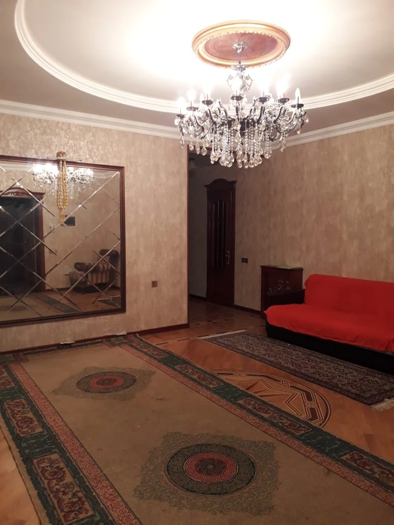 Satılır yeni tikili 4 otaqlı 190 m², Yasamal r.-1