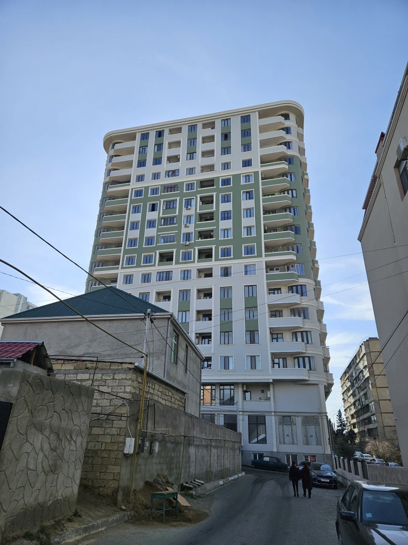 Satılır yeni tikili 2 otaqlı 82 m², Həzi Aslanov m.-1