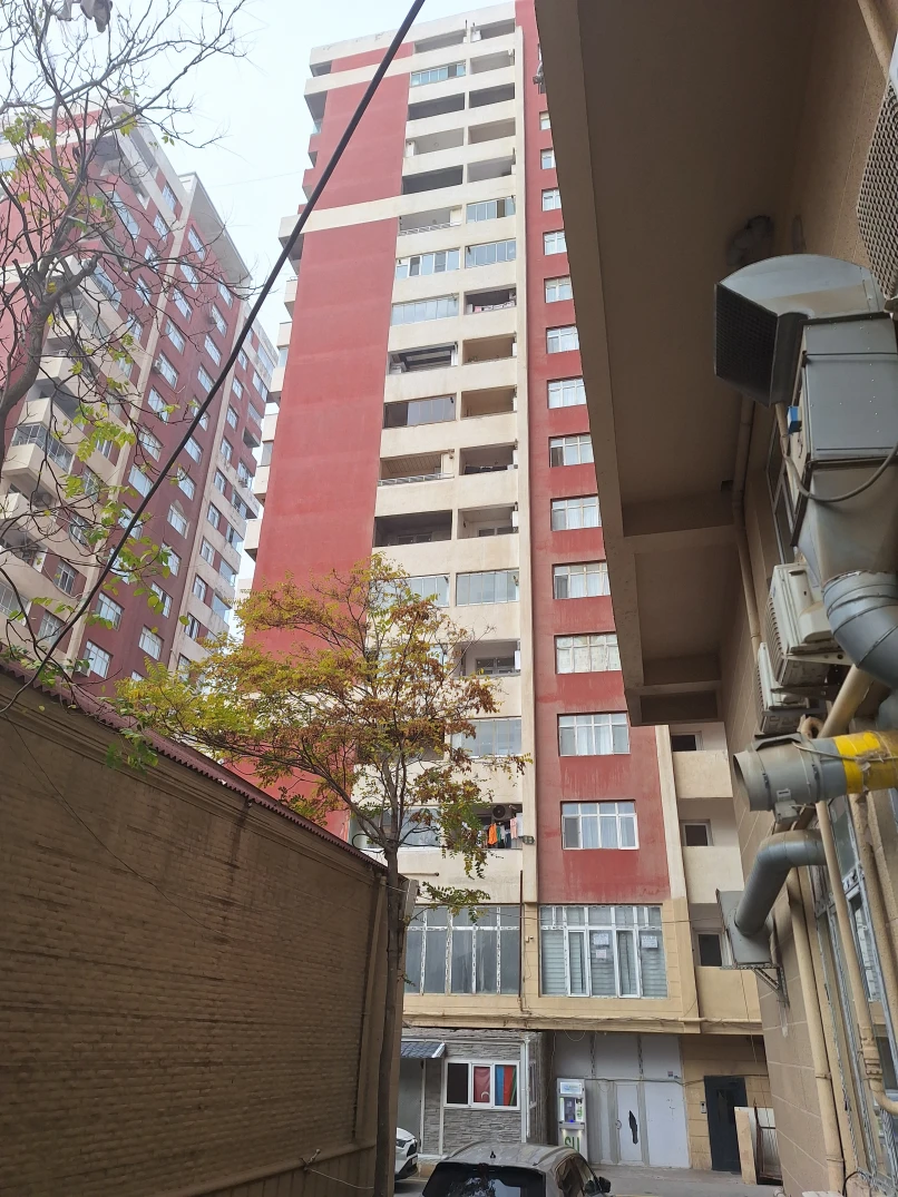 Satılır yeni tikili 2 otaqlı 91 m², Qara Qarayev m.-1 Satılır yeni tikili 2 otaqlı 91 m², Qara Qarayev m.-1