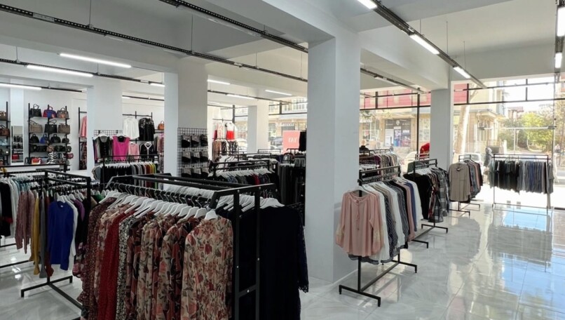 Satılır obyekt 100 m²,  Elmlər Akademiyası m.-1