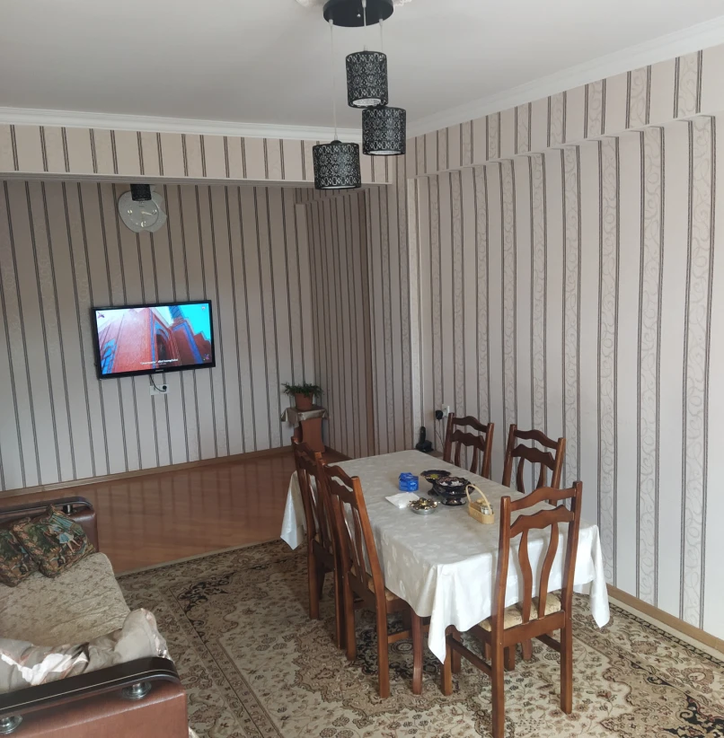 İcarə yeni tikili 2 otaqlı 50 m², İnşaatçılar m.-1
