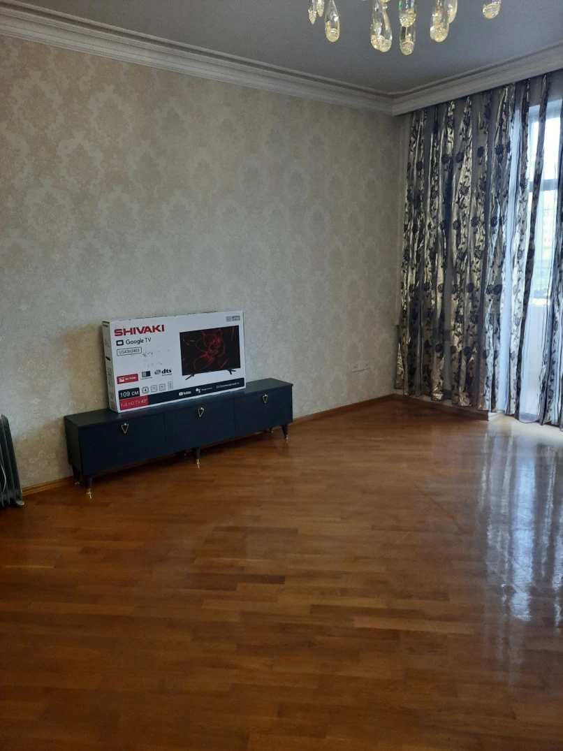 İcarə yeni tikili 3 otaqlı 140 m², Nərimanov r.-1