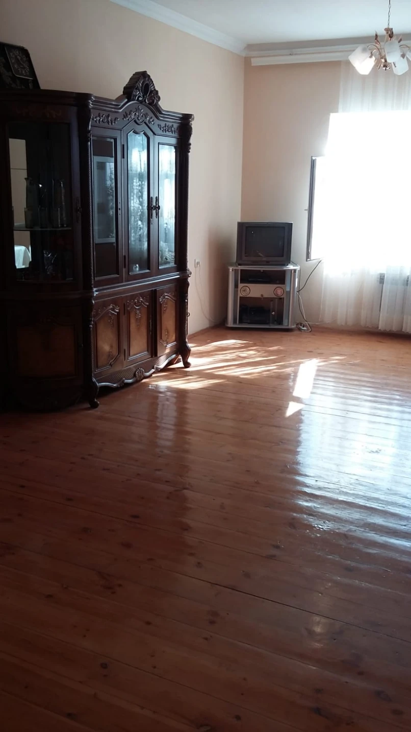 Satılır ev/villa 5 otaqlı 208 m², Badamdar q.-1