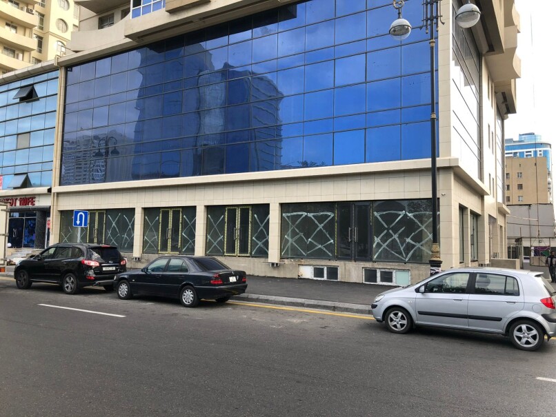 İcarə obyekt 940 m²,  Şah İsmayıl Xətai m.-1