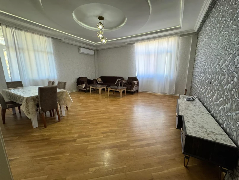 İcarə yeni tikili 2 otaqlı 100 m²,  İnşaatçılar m.-1