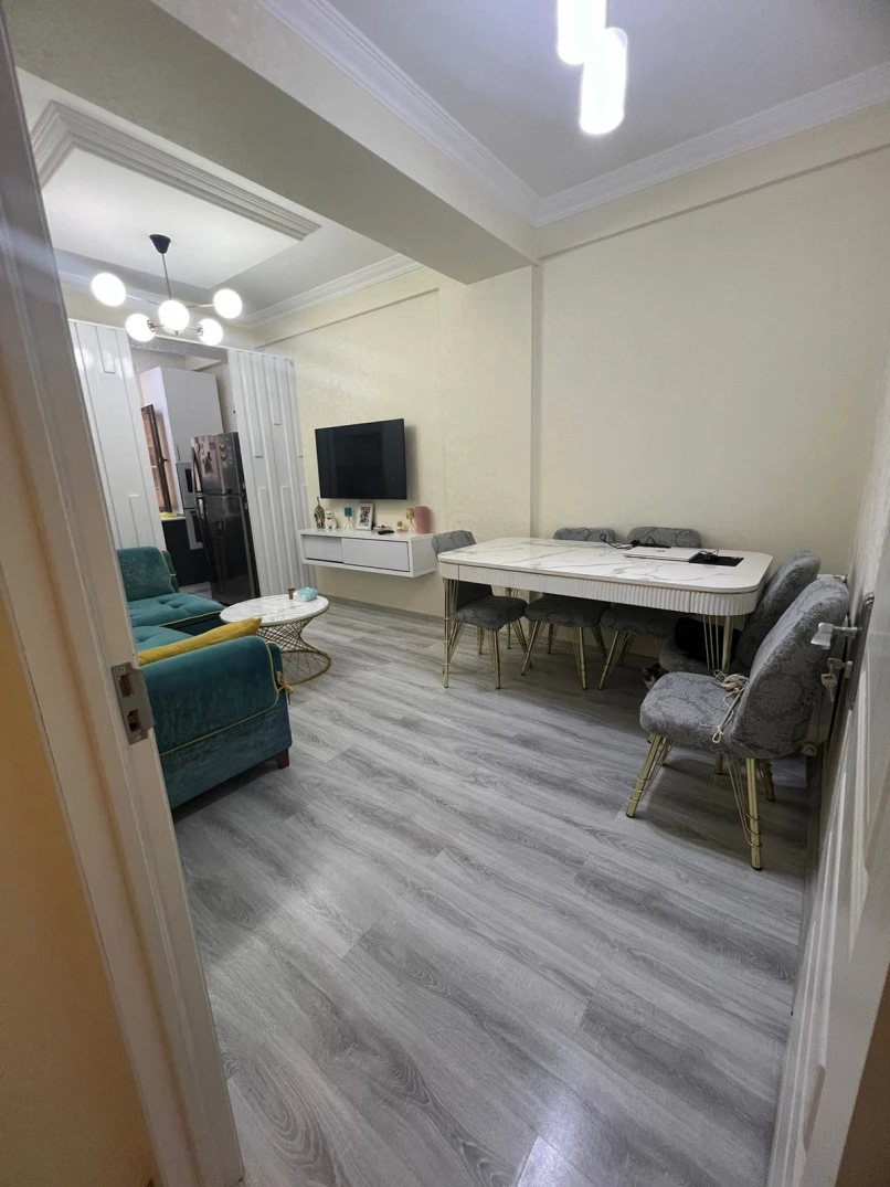 Satılır yeni tikili 2 otaqlı 57.5 m², İnşaatçılar m.-1