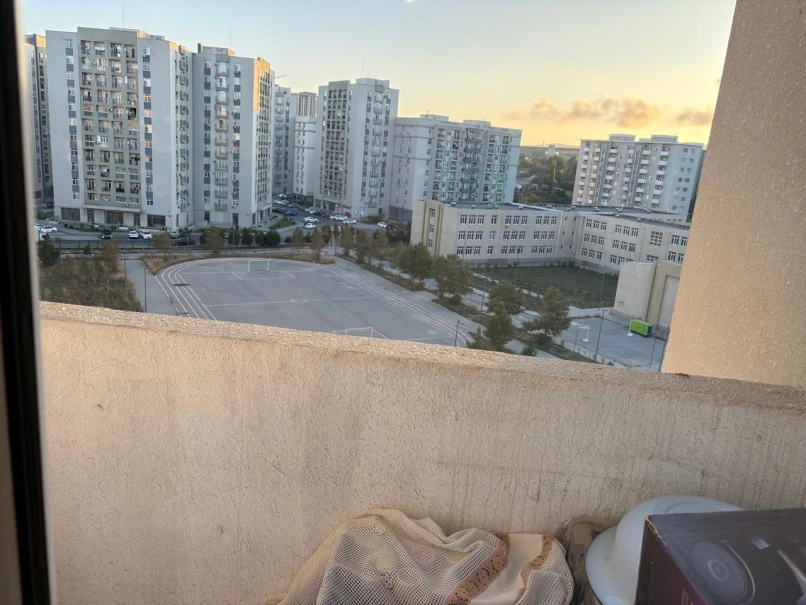 Satılır köhnə tikili 3 otaqlı 78 m²,  İnşaatçılar m.-1