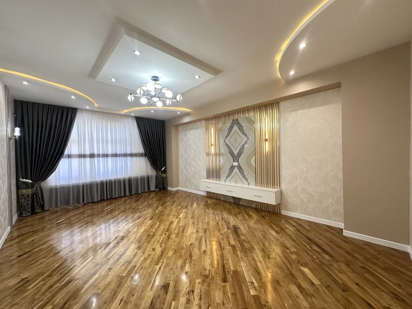 Satılır yeni tikili 4 otaqlı 142 m²,  Həzi Aslanov m.-1