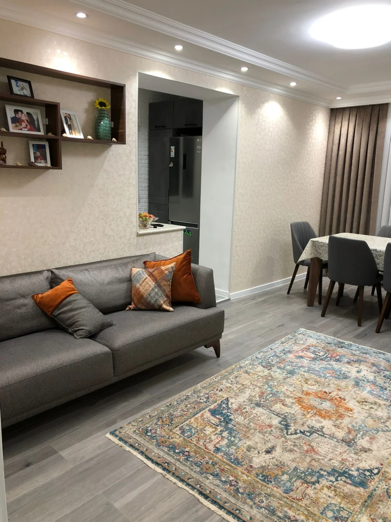 Satılır köhnə tikili 3 otaqlı 63 m², Yeni Yasamal q.-1