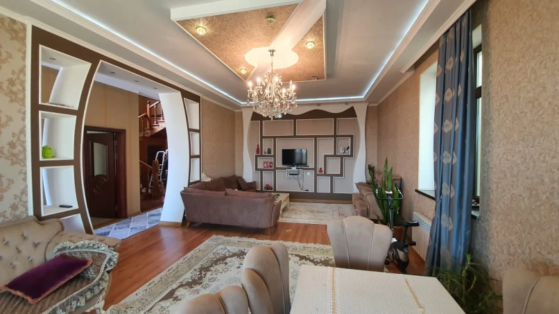Satılır ev/villa 6 otaqlı 250 m², Badamdar q.-1