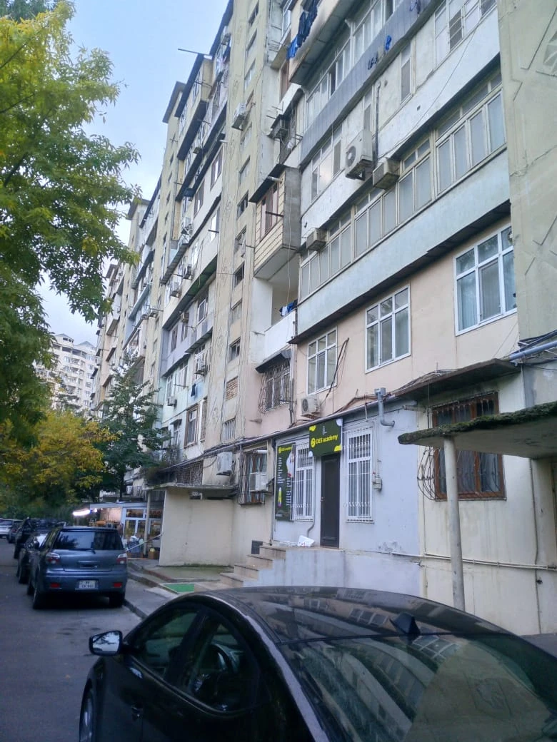 Satılır köhnə tikili 3 otaqlı 90 m²,  Nəriman Nərimanov m.-1