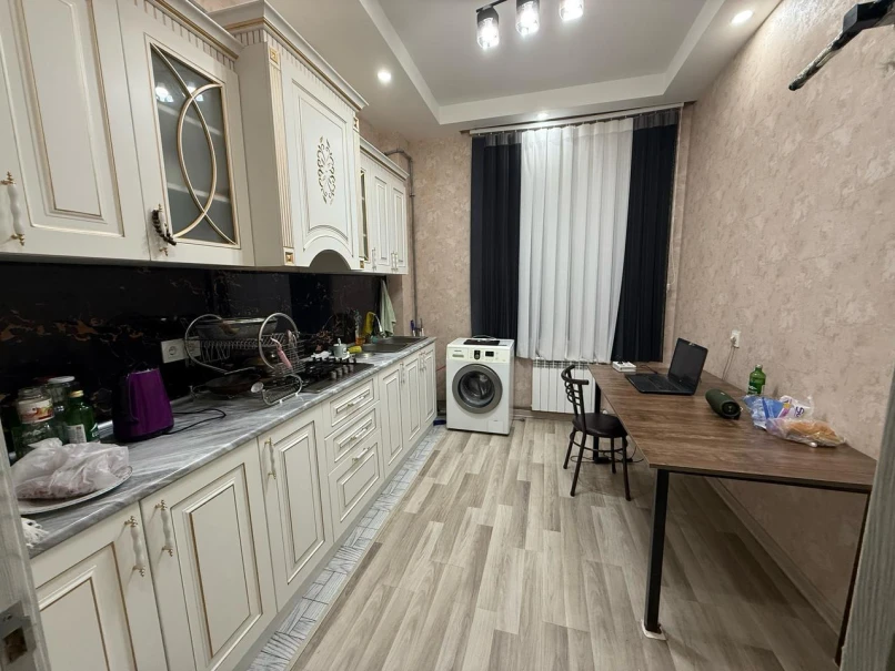 Satılır köhnə tikili 2 otaqlı 75 m², Bakıxanov-1 Satılır köhnə tikili 2 otaqlı 75 m², Bakıxanov-1