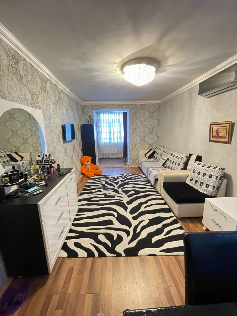 Satılır köhnə tikili 2 otaqlı 60 m², Sumqayıt-1