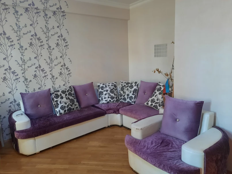 İcarə yeni tikili 2 otaqlı 68 m²,  Həzi Aslanov m.-1