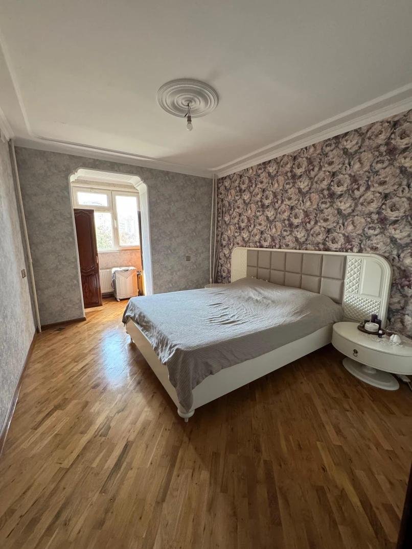 Satılır köhnə tikili 3 otaqlı 85 m²,  20 yanvar m.-1