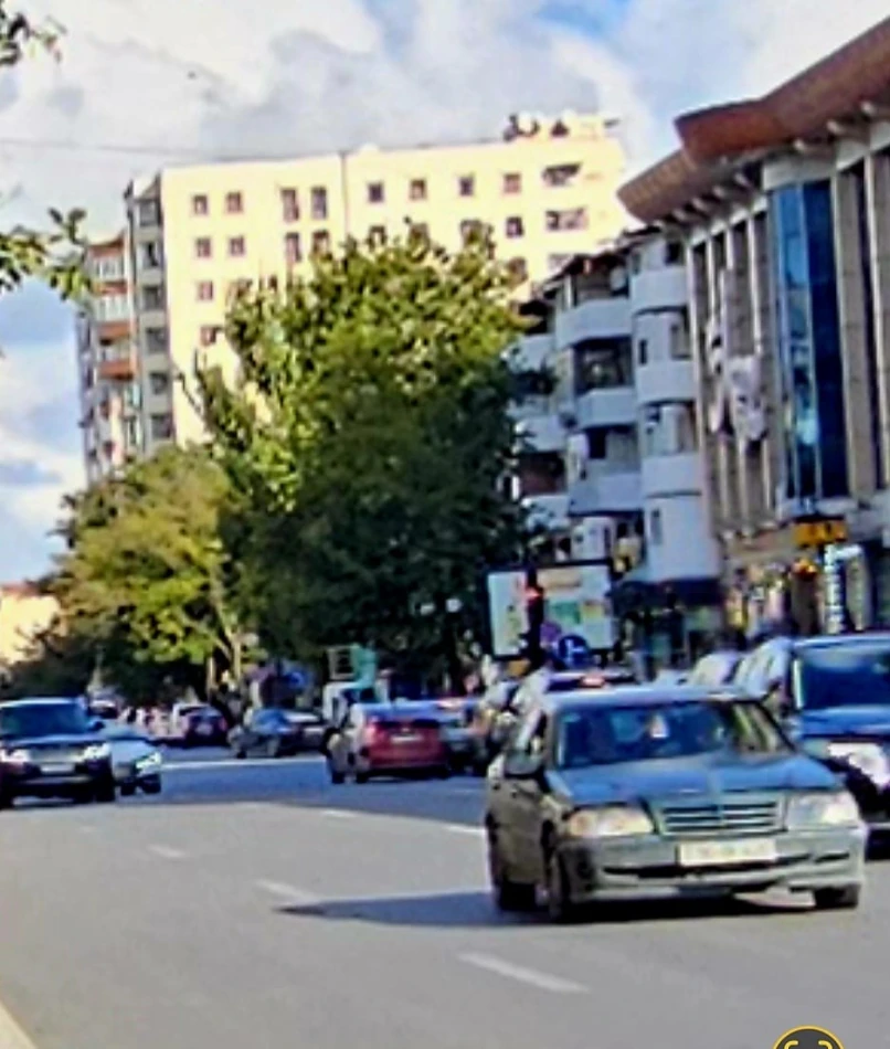 Satılır obyekt 80 m²,  Gənclik m.-1