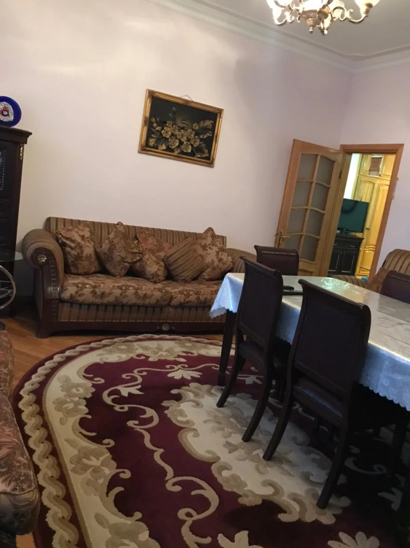 Satılır yeni tikili 4 otaqlı 137 m², Yasamal r.-1