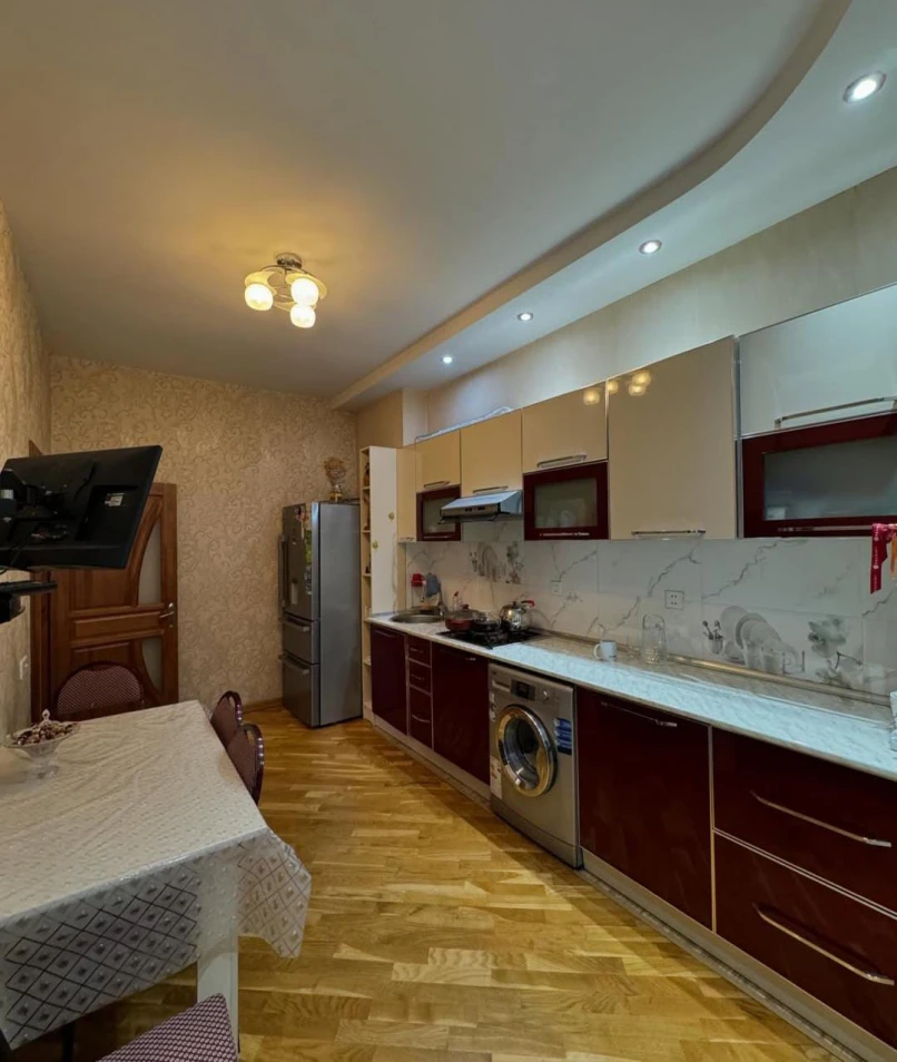 Satılır yeni tikili 3 otaqlı 115 m²,  Yasamal-1