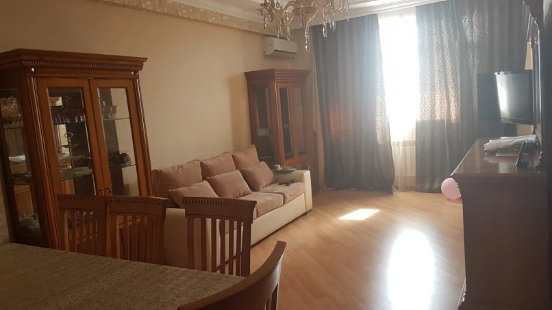 Satılır yeni tikili 3 otaqlı 92 m², İnşaatçılar m.-1