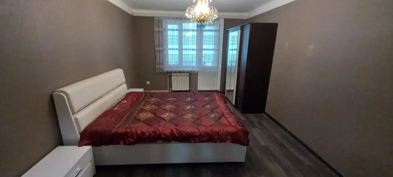 İcarə köhnə tikili 3 otaqlı 75 m², İnşaatçılar m.-1