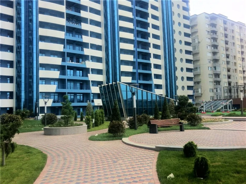 İcarə yeni tikili 5 otaqlı 365 m², Xətai r.-1