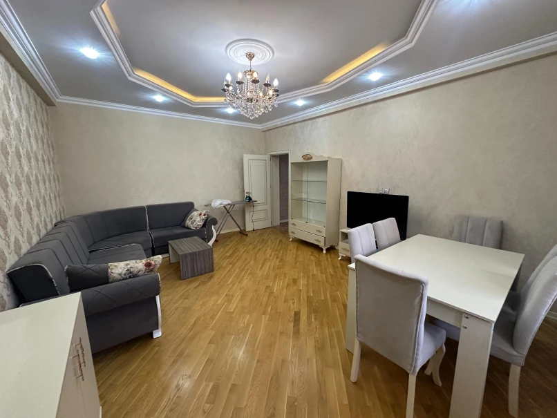 İcarə yeni tikili 2 otaqlı 80 m²,  Nəsimi-1