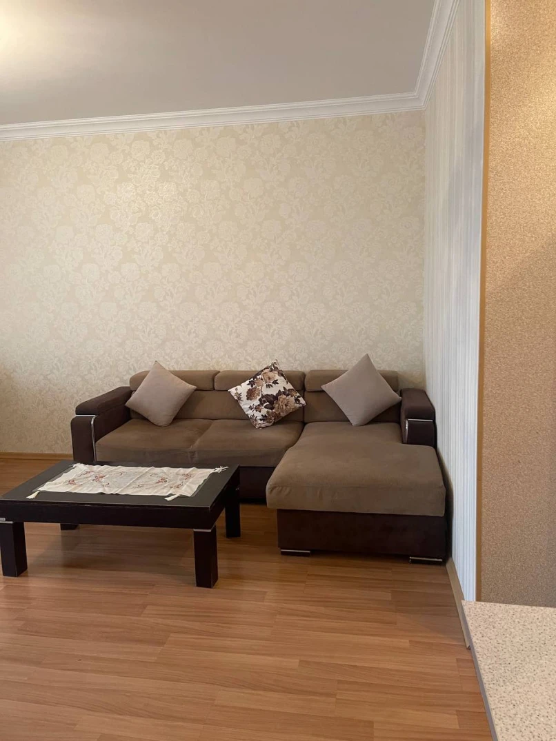 İcarə yeni tikili 2 otaqlı 65 m²,  Şah İsmayıl Xətai m.-1