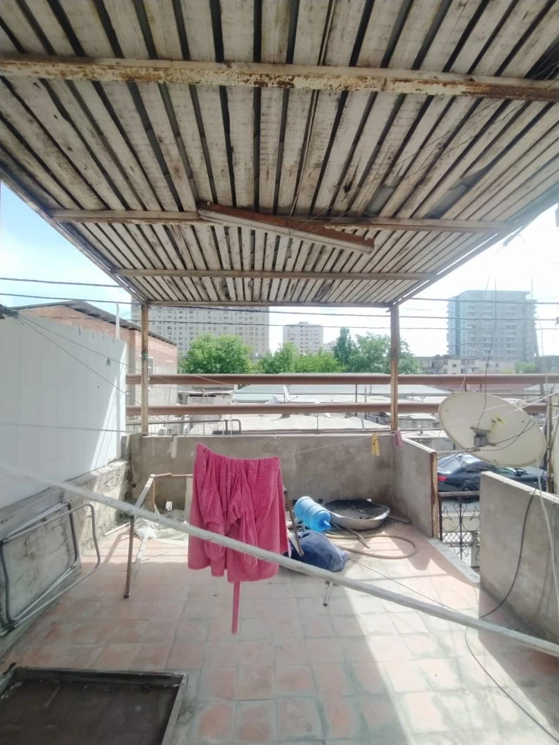 Satılır ev/villa 3 otaqlı 75 m², İnşaatçılar m.-1