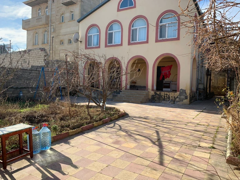 Satılır ev/villa 5 otaqlı 200 m², Badamdar q.-1