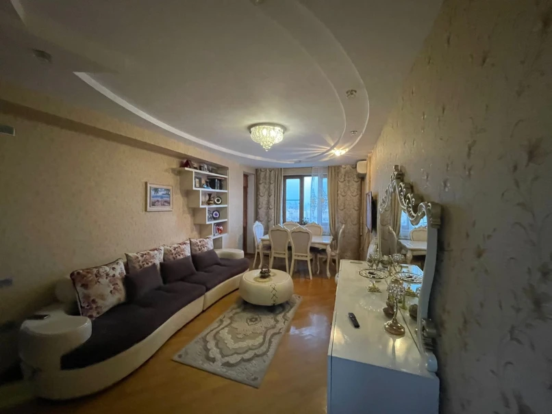 Satılır yeni tikili 2 otaqlı 67 m², İnşaatçılar m.-1