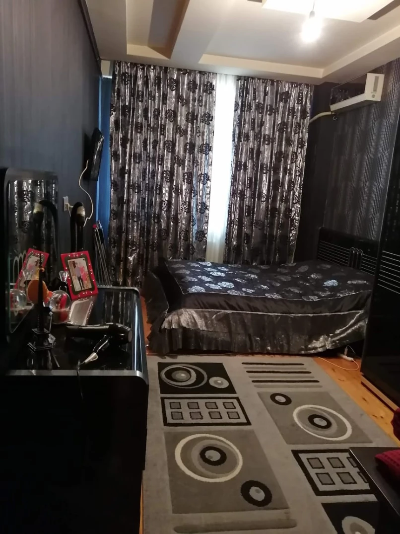 Satılır yeni tikili 2 otaqlı 67 m²,  Qara Qarayev m.-1