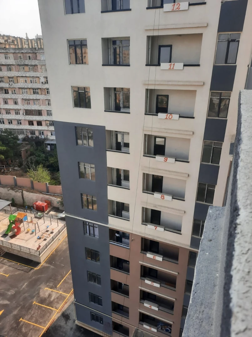 Satılır yeni tikili 2 otaqlı 68 m²,  Suraxanı-1