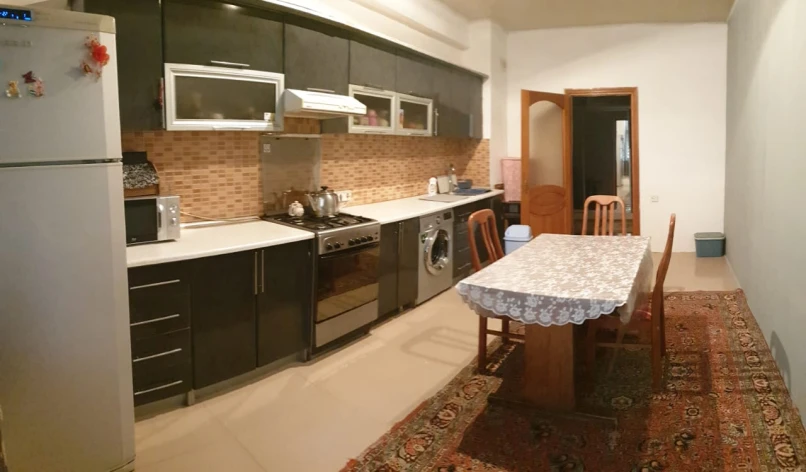 Satılır yeni tikili 4 otaqlı 160 m², Elmlər Akademiyası m.-1