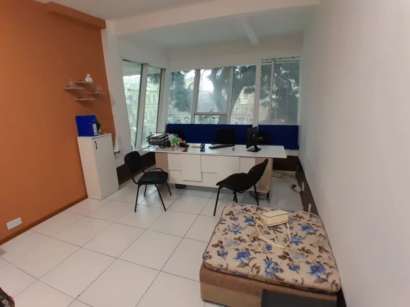 İcarə ofis 1 otaqlı 20 m²,  Nəsimi-1