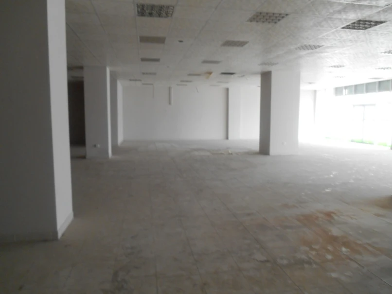 Satılır obyekt 2059 m²,  Şah İsmayıl Xətai m.-1