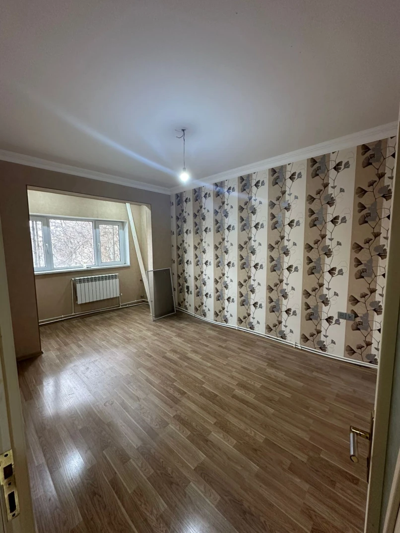 Satılır köhnə tikili 3 otaqlı 80 m², Qara Qarayev m.-1