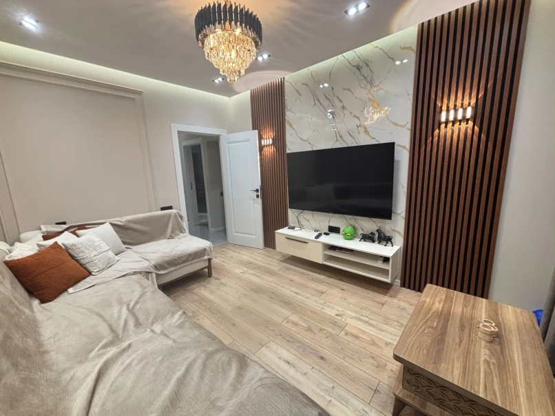 Satılır yeni tikili 5 otaqlı 120 m²,  İnşaatçılar m.-1